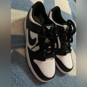 Nike Dunk Low Panda
